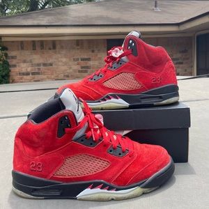 SOLD Air Jordan Retro 5 “Raging Bulls” DMP